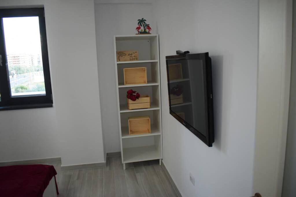 Apartment By The Lake With A View Mamaia Exterior photo